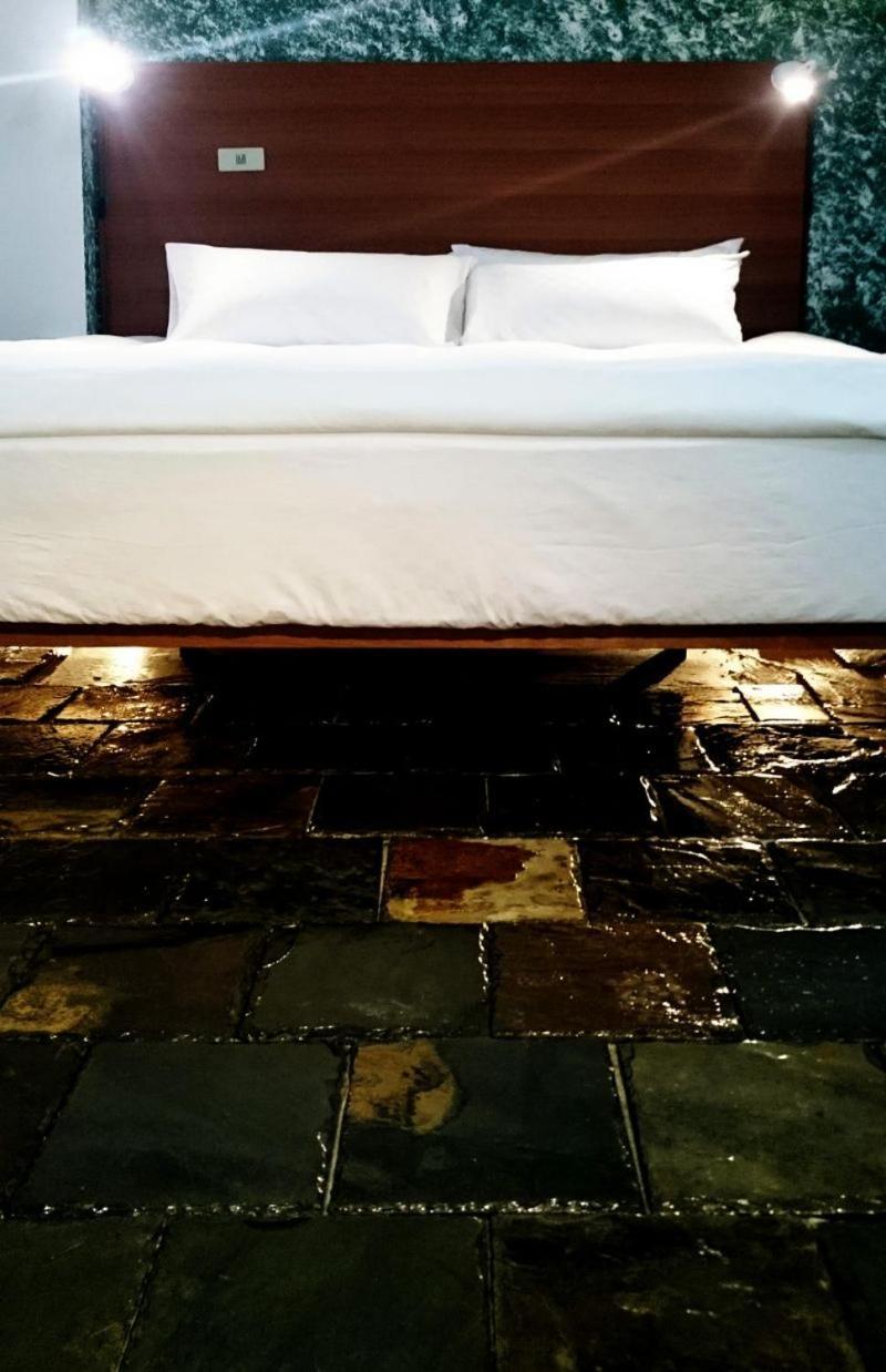 Howcome Spots Homestay Hualien Exterior foto
